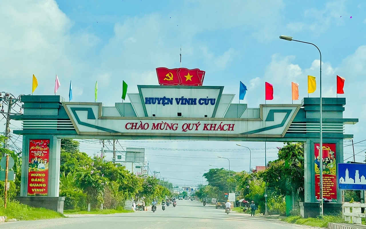 Đồng Nai phê bình Chủ tịch huyện Vĩnh Cửu vì tổ chức đoàn học tập chuyển đổi số tại Hà Giang