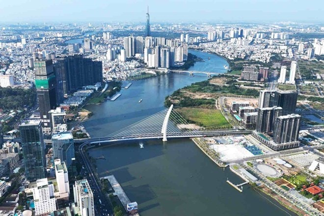 Bình Dương: Tỉnh đầu tiên đạt thu nhập bình quân 6,9 triệu đồng/tháng, chuẩn bị sáp nhập TP.HCM.